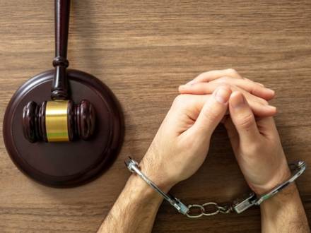 Chicago, IL crimes against children defense lawyer
